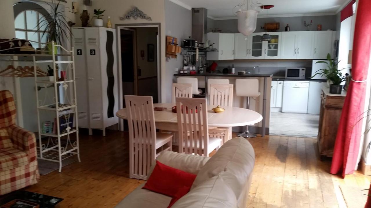 Appartement La Loob Gites De Daumesnil Etage Morlaix Exteriör bild